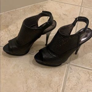 Charles David black leather sport heels
